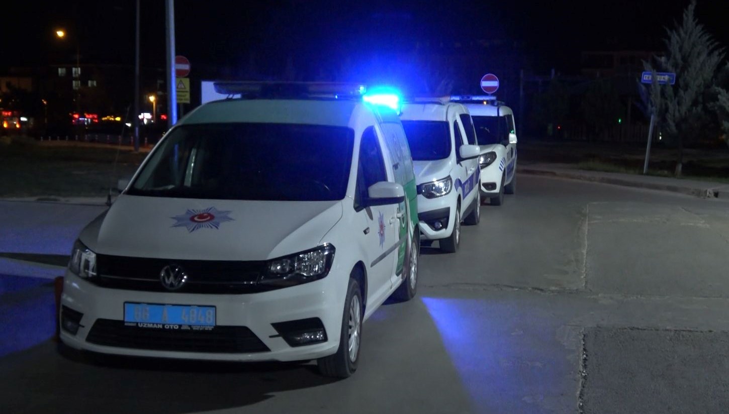 aksarayda bicakli kavga 2 yarali JzTAmLfa