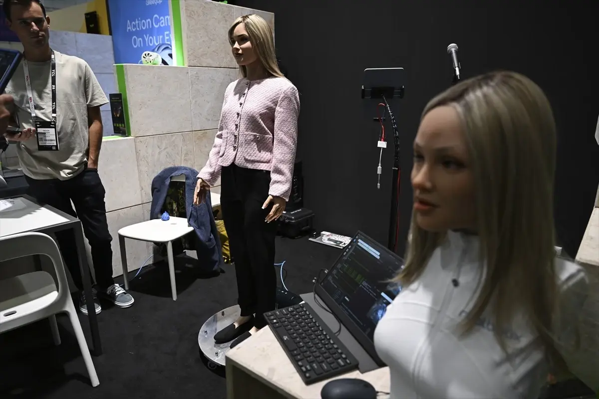 insansi robotlar 25 yilda evlerde olacak TKc6i5jT