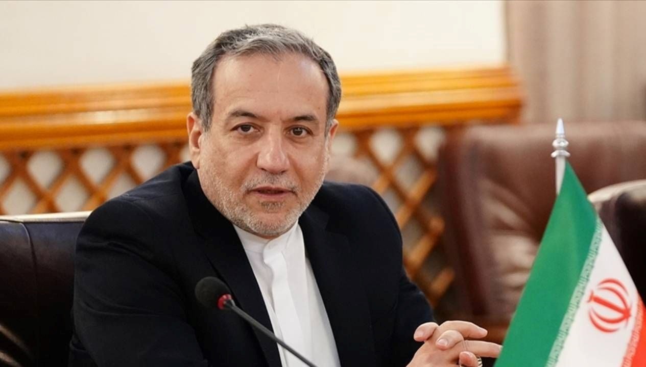 iran disisleri bakani erakci ile uaea baskani grossi new yorkta gorustu G3NH18yw