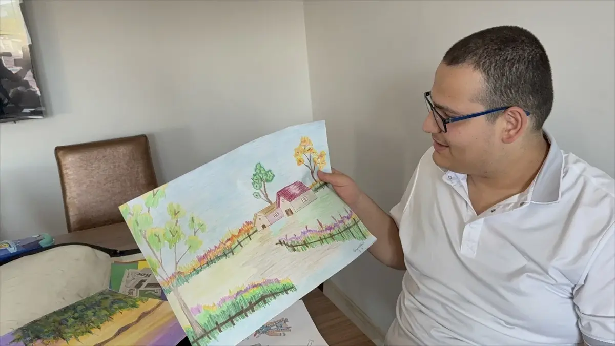 atipik otizmli osman karacanin resimle dolu hayali qfW4nRRD.jpg