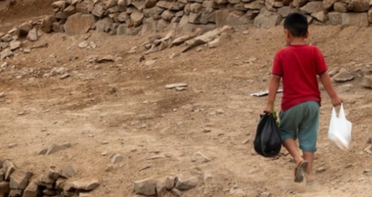 gulcan kis her cocuk 140 bin lira borcla doguyor eecynpuH