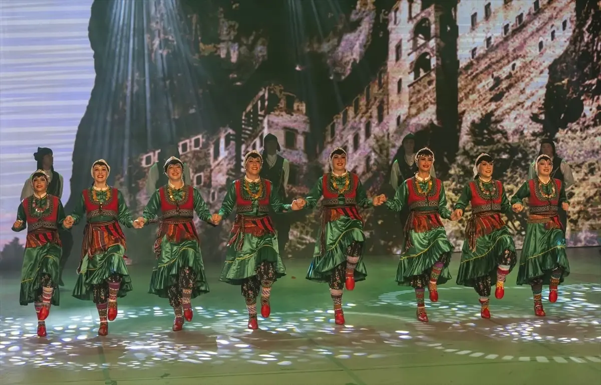 guzel sanatlar genel mudurlugu 90 yil etkinligi YdMRIgnY.jpg