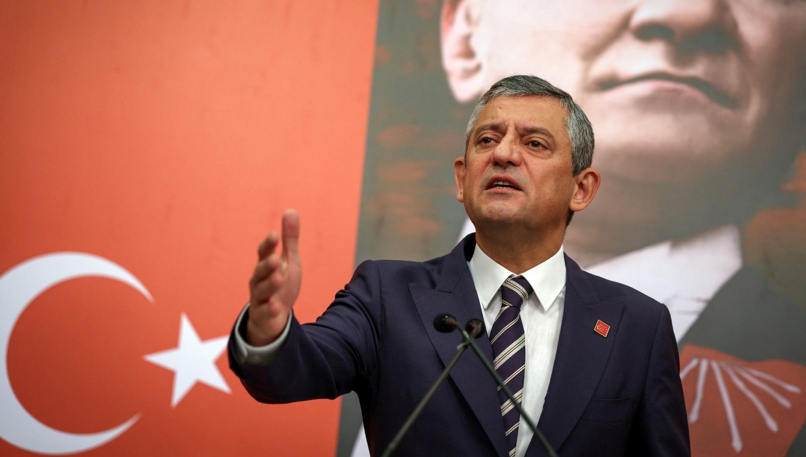 ozgur ozel yanitladi chp mansur yavasi cumhurbaskani adayi gosterir mi 7ztWLNtE