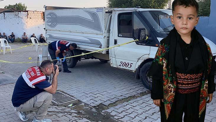 4 yasindaki enesi fark etmeden ezmisti kamyonet surucusune karar cikti K8KkSFSX.jpg