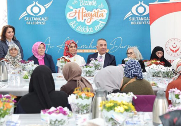 sehit-anneleri-hayata-2-dakika-ara-programinda-bulustu-SmKqQzJK