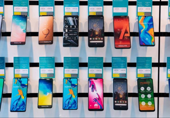 ticaret-bakanligi-dugmeye-basti-akilli-telefon-taksit-sinirinda-buyuk-degisiklik-yolda-CYNJzuqO